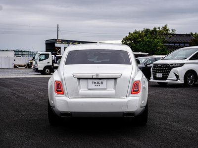 ROLLS-ROYCE PHANTOM - 5