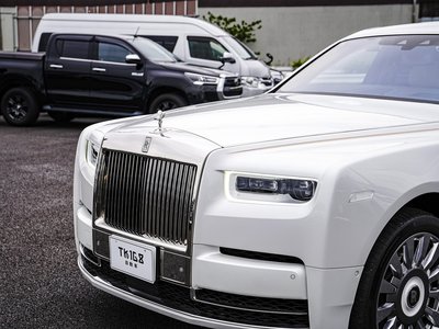 ROLLS-ROYCE PHANTOM - 3