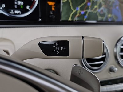 2017 Mercedes-BENZ S-CLASS photo 9