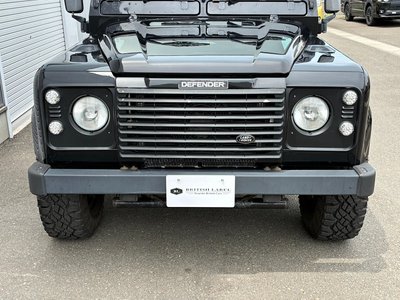 LAND ROVER DEFENDER - 4