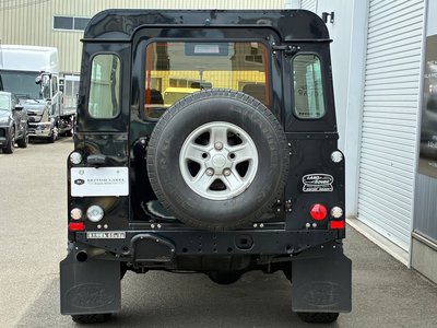 LAND ROVER DEFENDER - 6