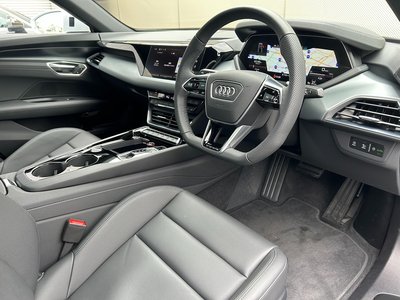 2024 AUDI E-TRON GT QUATTRO 缩略图 47
