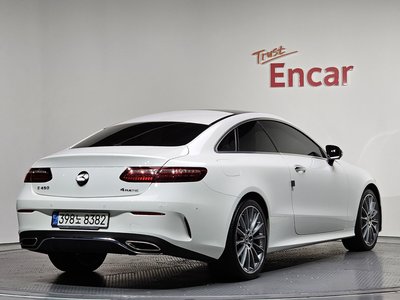 MERCEDES-BENZ E-CLASS - 3