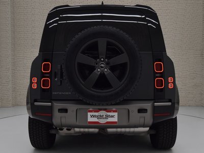LAND ROVER DEFENDER - 8