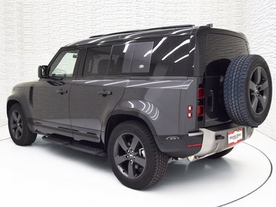 LAND ROVER DEFENDER - 2