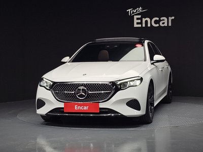 MERCEDES-BENZ E-CLASS - 2