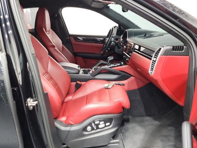 صورة مصغرة 11 لـ 2021 Porsche CAYENNE