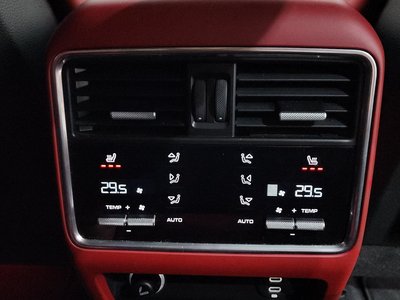 صورة مصغرة 16 لـ 2021 Porsche CAYENNE