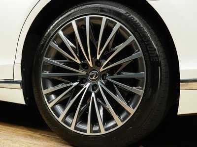 صورة مصغرة 54 لـ 2024 Lexus LS