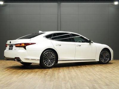 صورة مصغرة 15 لـ 2024 Lexus LS