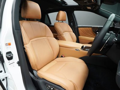 صورة مصغرة 75 لـ 2024 Lexus LS