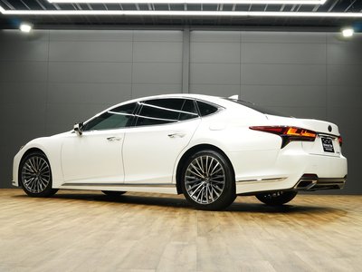 صورة مصغرة 50 لـ 2024 Lexus LS