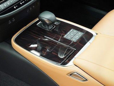 صورة مصغرة 17 لـ 2024 Lexus LS