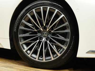 صورة مصغرة 47 لـ 2024 Lexus LS