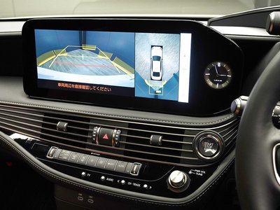 صورة 6 لـ 2024 Lexus LS