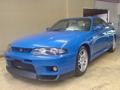 NISSAN SKYLINE GT-R