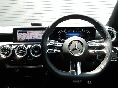 2025 Mercedes-BENZ A-CLASS 缩略图 35