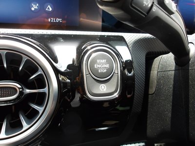 2025 Mercedes-BENZ A-CLASS 缩略图 59