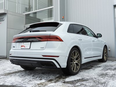 AUDI Q8 - 4