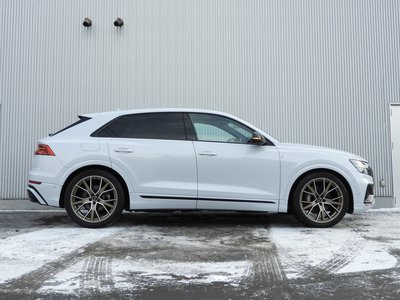 AUDI Q8 - 5