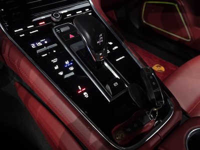 PORSCHE PANAMERA - 9