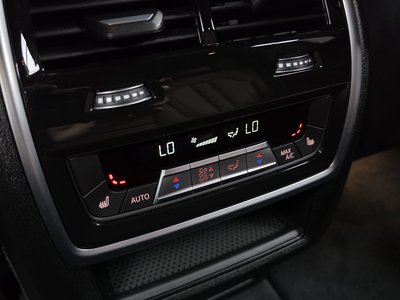 2025 BMW X5 — миниатюра 28