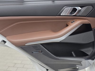2025 BMW X5 — миниатюра 15