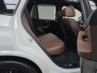 2025 BMW X5 — миниатюра 17