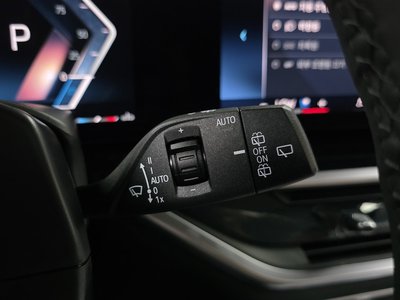 2025 BMW X5 — миниатюра 26