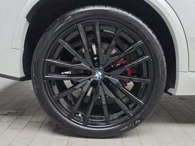 صورة 6 لـ 2025 BMW X5