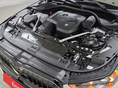 صورة 7 لـ 2025 BMW 5 SERIES