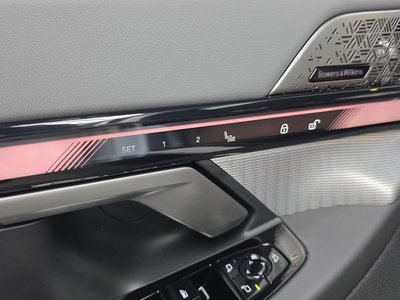 صورة مصغرة 30 لـ 2025 BMW 5 SERIES