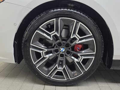 صورة 6 لـ 2025 BMW 5 SERIES