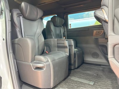 TOYOTA ALPHARD - 9