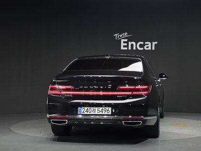 2019 Genesis G90 photo 3