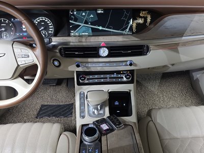 2019 Genesis G90 — миниатюра 20