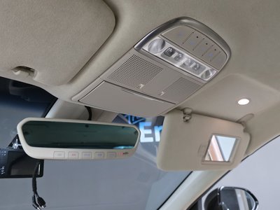 2019 Genesis G90 — миниатюра 29