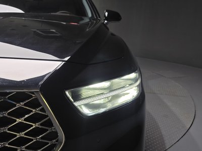 2019 Genesis G90 photo 9