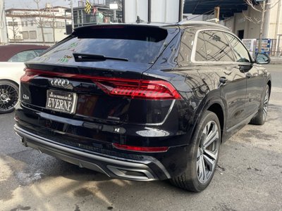 AUDI Q8 - 2