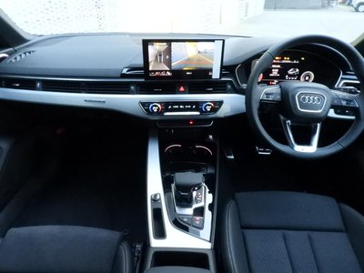 AUDI A4 AVANT - 6