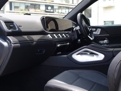 2025 Mercedes-BENZ GLE photo 8