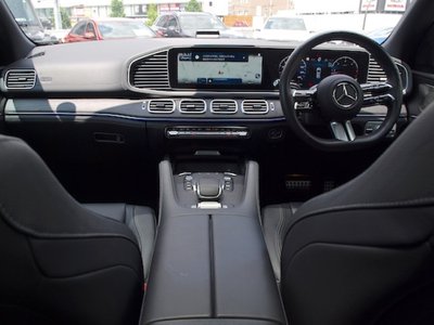 2025 Mercedes-BENZ GLE — миниатюра 32