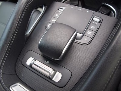 2025 Mercedes-BENZ GLE — миниатюра 27