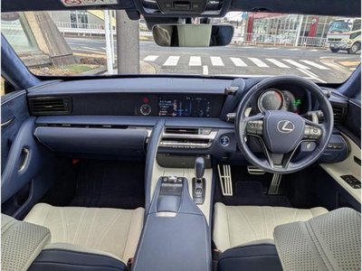2018 Lexus LC — миниатюра 11