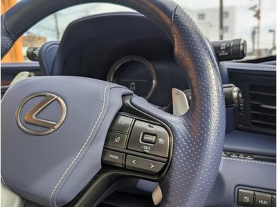 صورة مصغرة 31 لـ 2018 Lexus LC