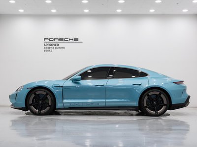 صورة 7 لـ 2025 Porsche TAYCAN