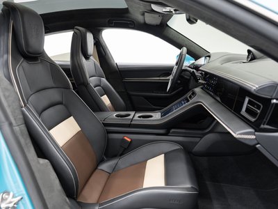صورة مصغرة 14 لـ 2025 Porsche TAYCAN