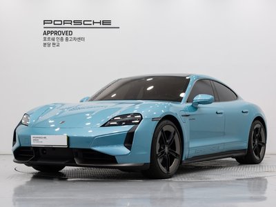 صورة 1 لـ 2025 Porsche TAYCAN