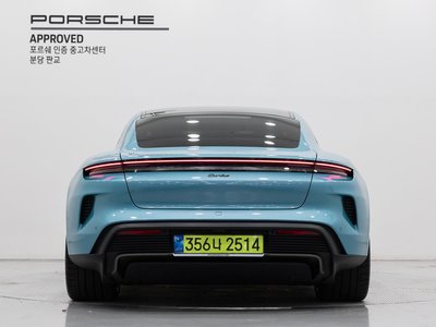 صورة 3 لـ 2025 Porsche TAYCAN
