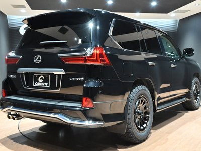 LEXUS LX - 2